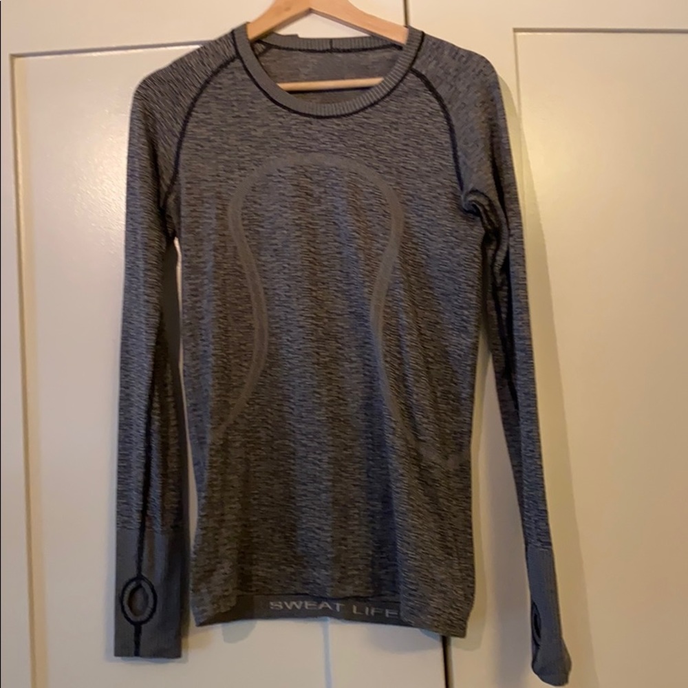 Long sleeve running shirt